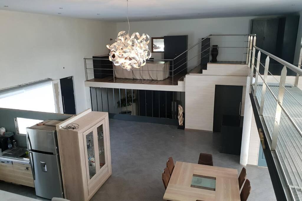 Gite Des Vernizeaux Le Creusot Exterior foto